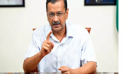 केजरीवाल ने E20 नीति पर मोदी सरकार को घेरा केजरीवाल ने E20 नीति पर मोदी सरकार को घेरा