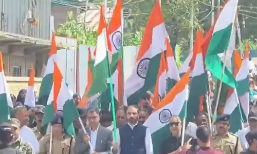 पुलवामा में निकली तिरंगा रैली पुलवामा में निकली तिरंगा रैली
