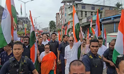 मणिपुर के CM युमनाम खेमचंद सिंह ने हर घर तिरंगा यात्रा में हिस्सा लिया मणिपुर के CM युमनाम खेमचंद सिंह ने हर घर तिरंगा यात्रा में हिस्सा लिया