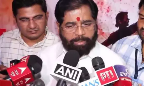 बेस अस्पताल में शिंदे ने किया रक्तदान अभियान का समर्थन बेस अस्पताल में शिंदे ने किया रक्तदान अभियान का समर्थन
