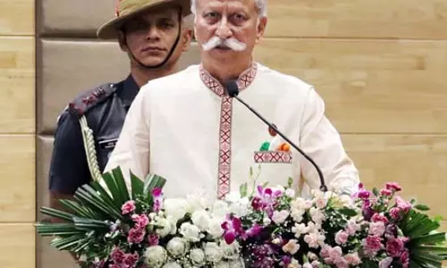 अरुणाचल के लोग देश की एकता और अखंडता की रक्षा में मिसाल हैं: गवर्नर परनाइक अरुणाचल के लोग देश की एकता और अखंडता की रक्षा में मिसाल हैं: गवर्नर परनाइक