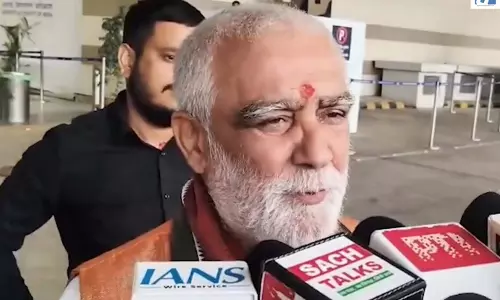 भारत तिवारी के माता-पिता के बयान पर चौबे का सवाल भारत तिवारी के माता-पिता के बयान पर चौबे का सवाल