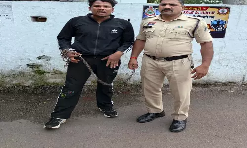 रायपुर नॉर्थ जोन पुलिस का विशेष अभियान, 5 मामलों में 5 आरोपी गिरफ्तार रायपुर नॉर्थ जोन पुलिस का विशेष अभियान, 5 मामलों में 5 आरोपी गिरफ्तार