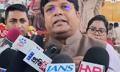 रोड सेफ्टी वीक में बोले BJP विधायक, हेलमेट जरूर पहनें रोड सेफ्टी वीक में बोले BJP विधायक, हेलमेट जरूर पहनें