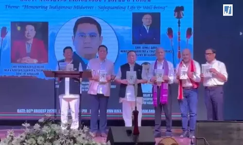 विश्व आदिवासी दिवस पर नागा नेता ने संस्कृति बचाने की अपील विश्व आदिवासी दिवस पर नागा नेता ने संस्कृति बचाने की अपील