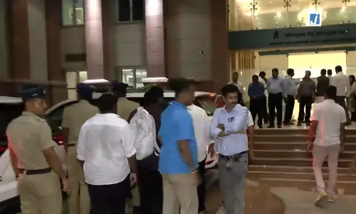 कर्नाटक CM डीके शिवकुमार दिल्ली से रवाना