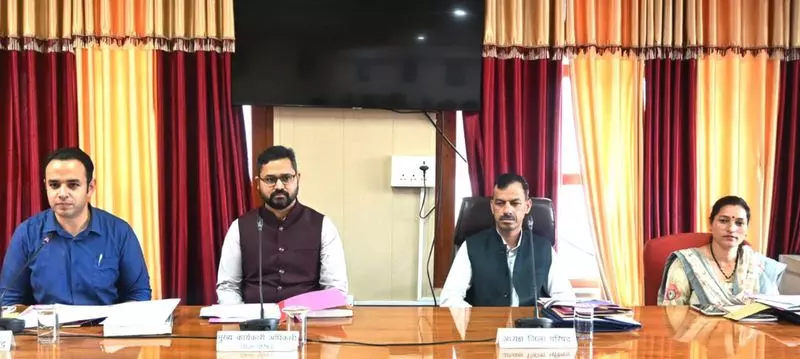 मंडी ज़िला परिषद ने ग्रामीण परियोजनाओं को तेज़ी से पूरा करने का आह्वान किया मंडी ज़िला परिषद ने ग्रामीण परियोजनाओं को तेज़ी से पूरा करने का आह्वान किया
