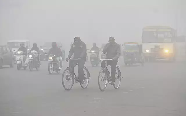 तमिलनाडु के पश्चिमी पहाड़ी जिलों में आज बारिश के आसार तमिलनाडु के पश्चिमी पहाड़ी जिलों में आज बारिश के आसार