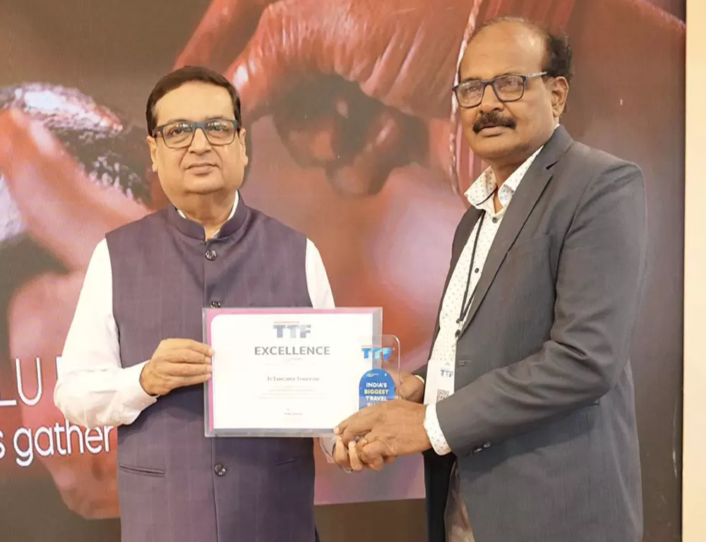 बेहतरीन प्रस्तुति का इनाम, तेलंगाना टूरिज़्म ने TTF में जीते दो अवॉर्ड बेहतरीन प्रस्तुति का इनाम, तेलंगाना टूरिज़्म ने TTF में जीते दो अवॉर्ड