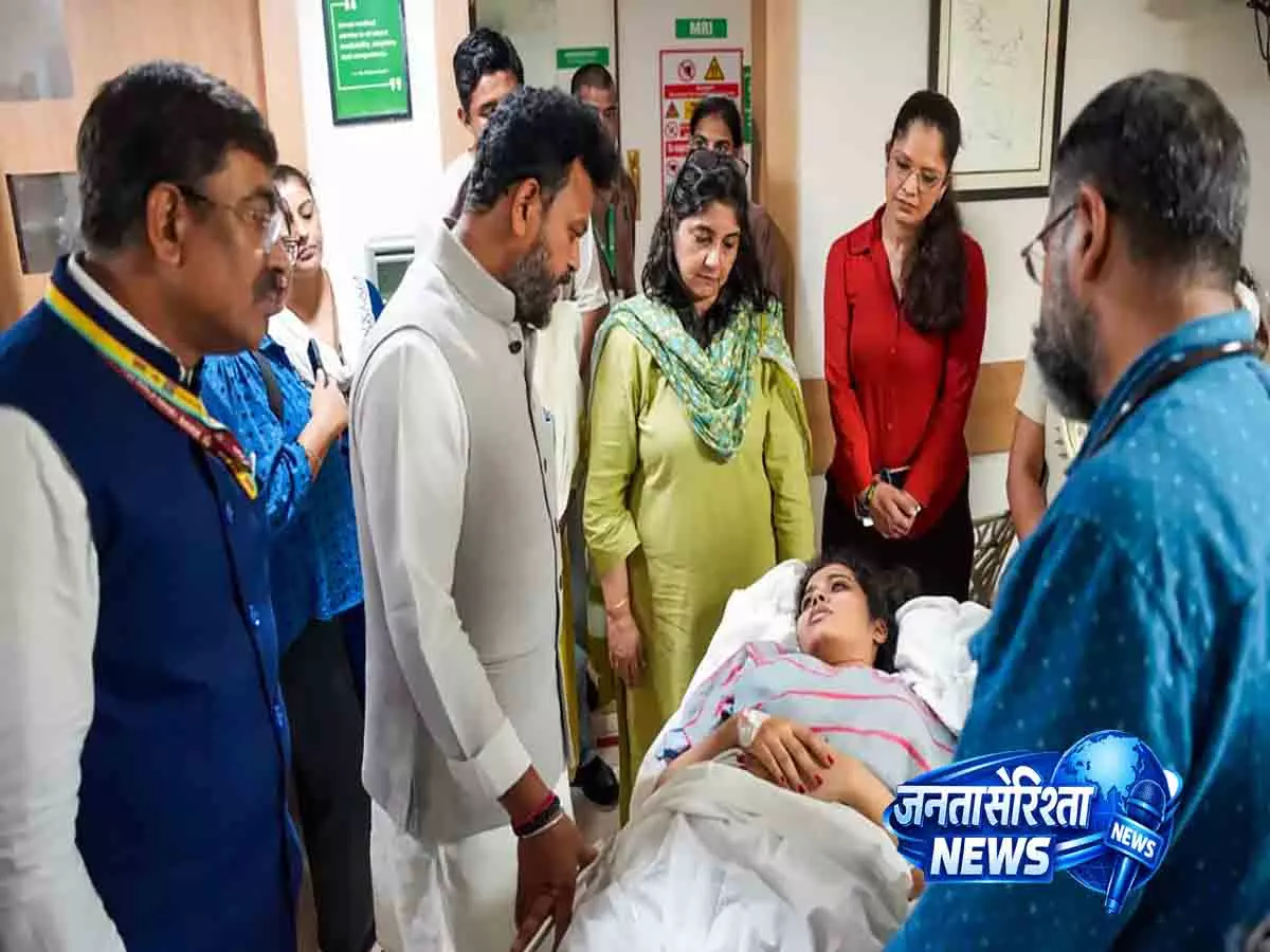 एयर इंडिया का खुलासा: कैप्टन की ड्रग टेस्ट रिपोर्ट का अभी भी इंतज़ार एयर इंडिया का खुलासा: कैप्टन की ड्रग टेस्ट रिपोर्ट का अभी भी इंतज़ार