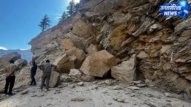 सीमांत जिले में मूसलाधार बारिश से नदियां उफान पर, काली नदी का जलस्तर 888.30 मीटर के पार सीमांत जिले में मूसलाधार बारिश से नदियां उफान पर, काली नदी का जलस्तर 888.30 मीटर के पार