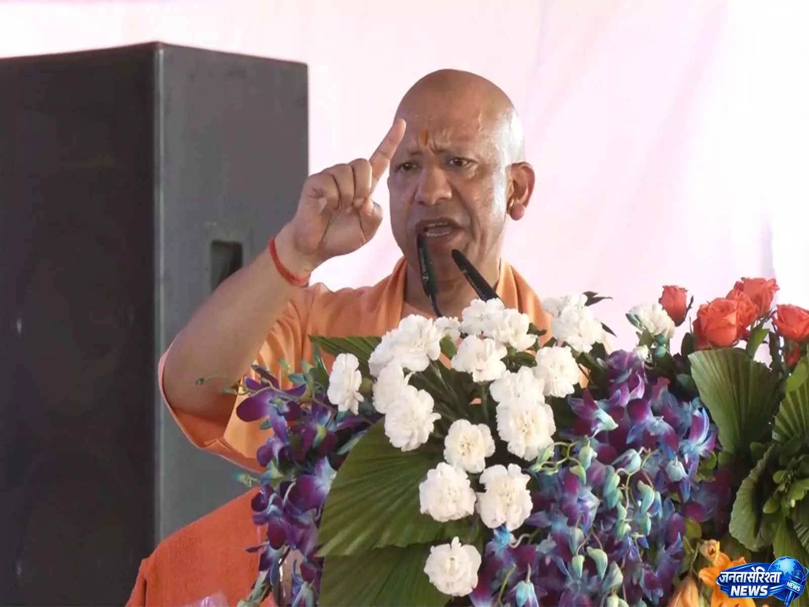 लखनऊ में CM योगी ने काकोरी ट्रेन एक्शन शताब्दी समारोह में लिया हिस्सा लखनऊ में CM योगी ने काकोरी ट्रेन एक्शन शताब्दी समारोह में लिया हिस्सा