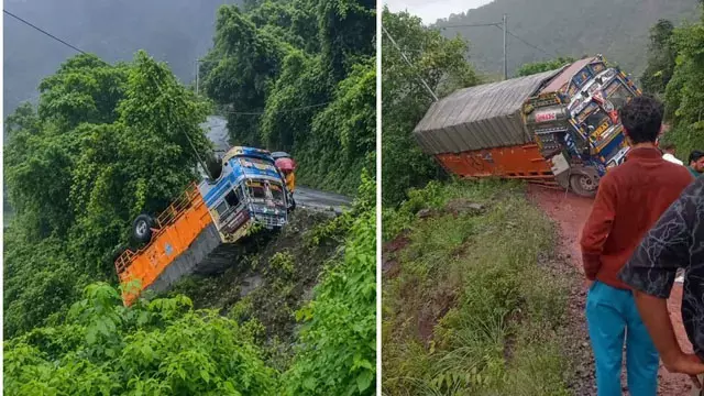 सिरमौर में बारिश के बीच ट्रक खाई में पलटा, चालक-परिचालक सुरक्षित सिरमौर में बारिश के बीच ट्रक खाई में पलटा, चालक-परिचालक सुरक्षित