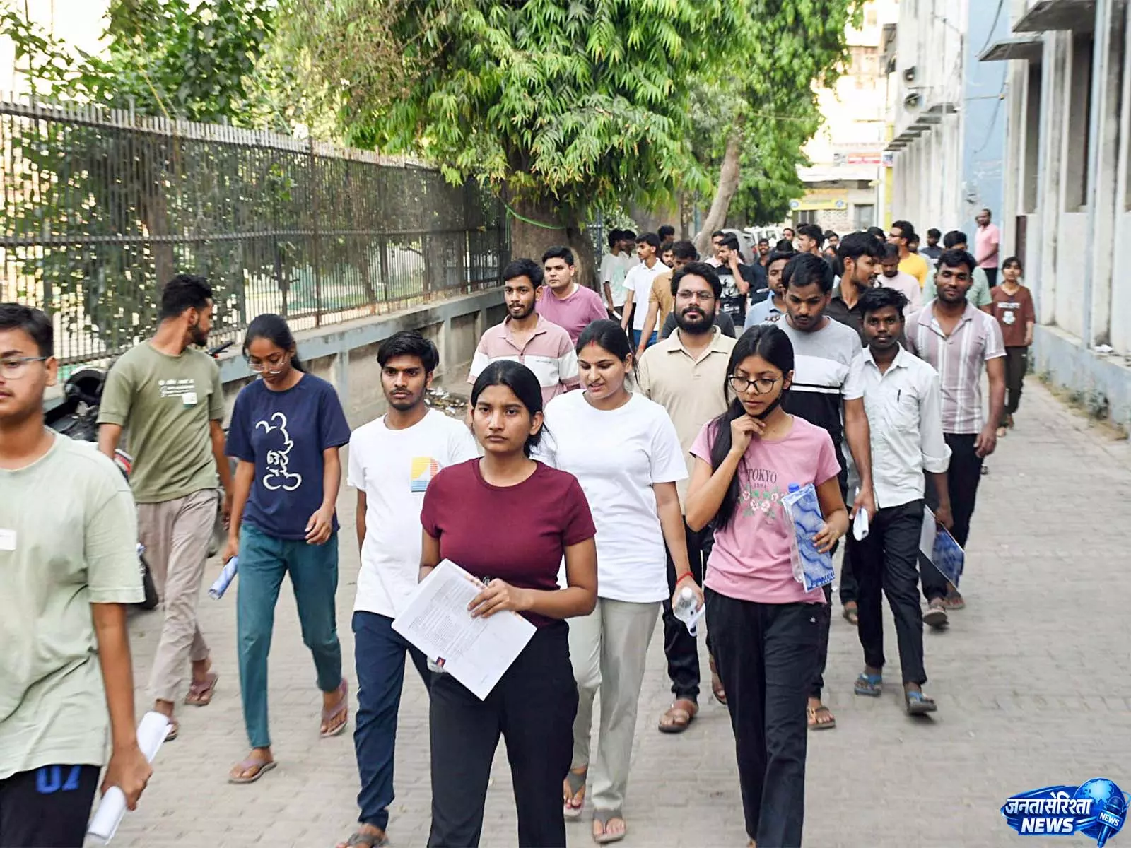 NEET-UG 2024 में हुई गड़बड़ियों की जांच होनी चाहिए: त्रिशूर के छात्र ने PM मोदी को ईमेल भेजा NEET-UG 2024 में हुई गड़बड़ियों की जांच होनी चाहिए: त्रिशूर के छात्र ने PM मोदी को ईमेल भेजा