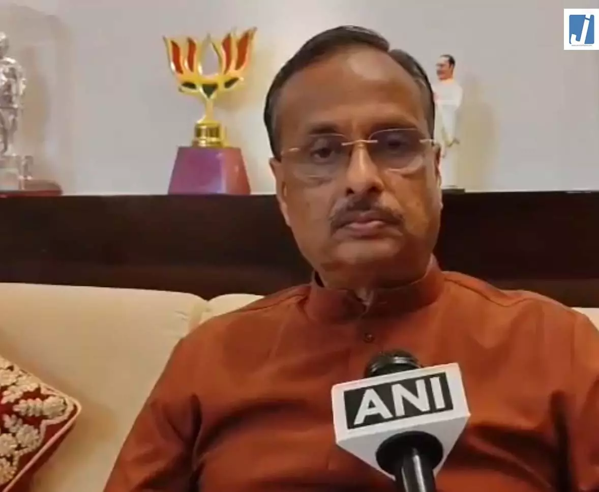 ममता बनर्जी की गाड़ी पर हमले पर दिनेश शर्मा का बयान ममता बनर्जी की गाड़ी पर हमले पर दिनेश शर्मा का बयान