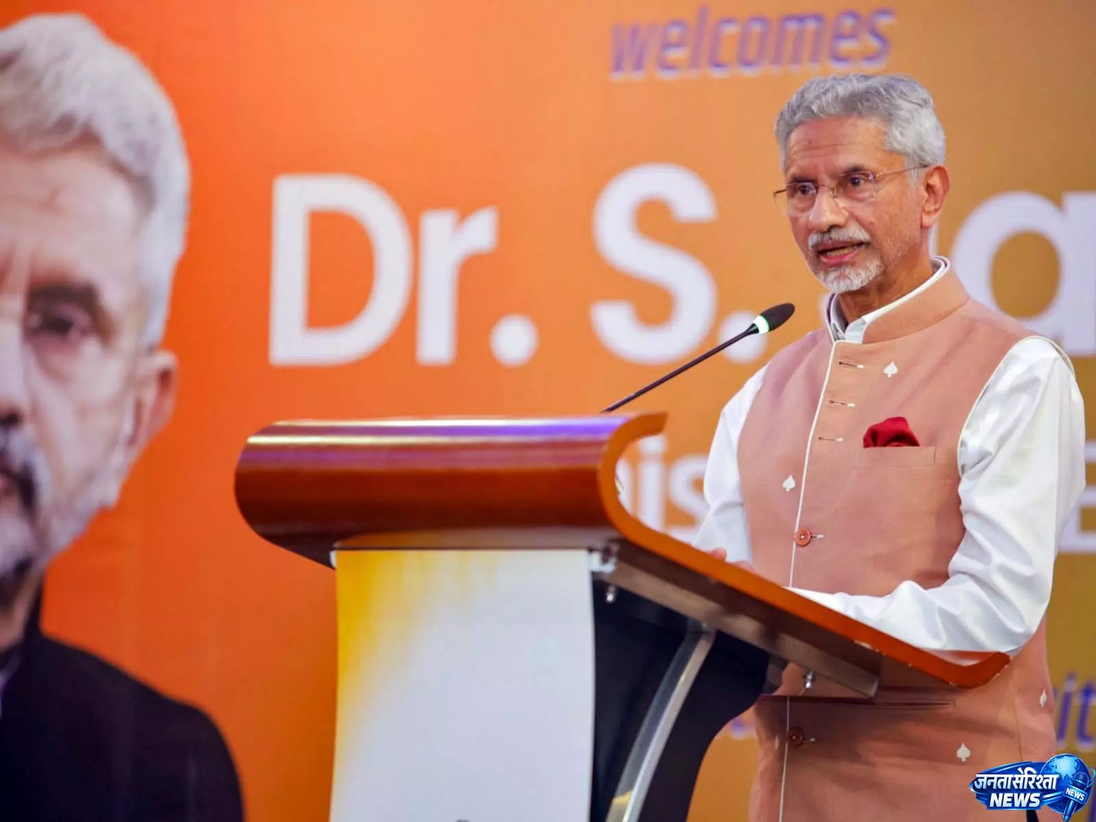 जयशंकर ने स्वतंत्रता सेनानियों को किया नमन जयशंकर ने स्वतंत्रता सेनानियों को किया नमन