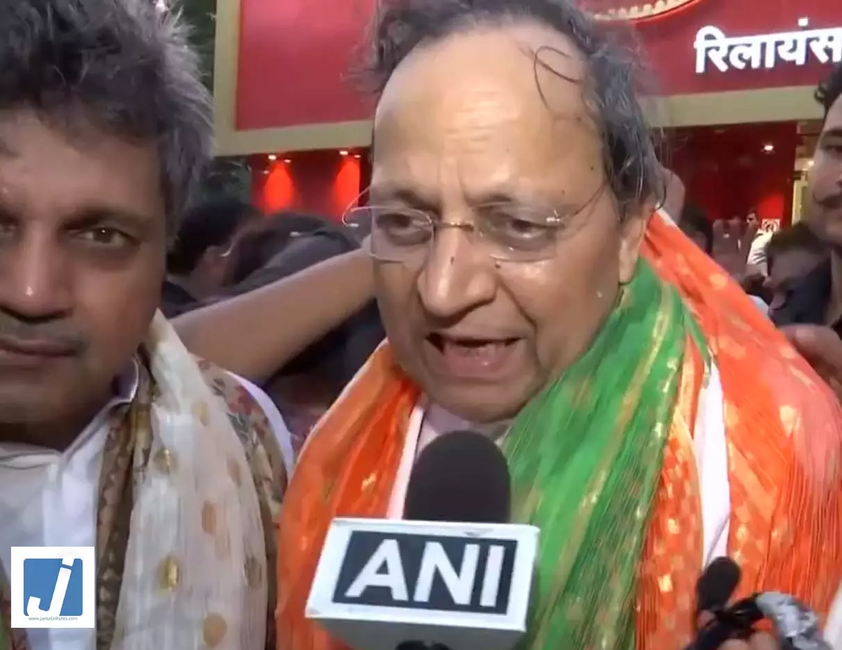 दिल्ली में निकली भव्य तिरंगा यात्रा, उमड़ा देशभक्ति का सैलाब दिल्ली में निकली भव्य तिरंगा यात्रा, उमड़ा देशभक्ति का सैलाब