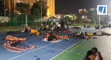 रांची : 10 अगस्त को विधानसभा घेराव की तैयारी, प्रदर्शनस्थल पर जुटने लगे छात्र रांची : 10 अगस्त को विधानसभा घेराव की तैयारी, प्रदर्शनस्थल पर जुटने लगे छात्र