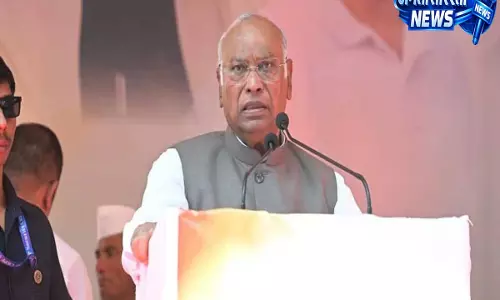 नेताओं के भाषण कम हंगामा ज्यादा कांग्रेस की हल्द्वानी रैली में दिखा आपसी विवाद नेताओं के भाषण कम हंगामा ज्यादा कांग्रेस की हल्द्वानी रैली में दिखा आपसी विवाद