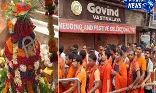 काशी में शिवभक्ति का दिखा अद्भुत नजारा दूसरे सोमवार एक लाख से ज्यादा श्रद्धालुओं ने किए दर्शन काशी में शिवभक्ति का दिखा अद्भुत नजारा दूसरे सोमवार एक लाख से ज्यादा श्रद्धालुओं ने किए दर्शन