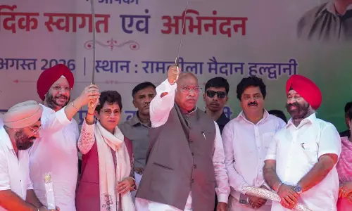 खरगे का कांग्रेस कार्यकर्ताओं को चुनावी मंत्र, जनता के बीच जाने का आह्वान