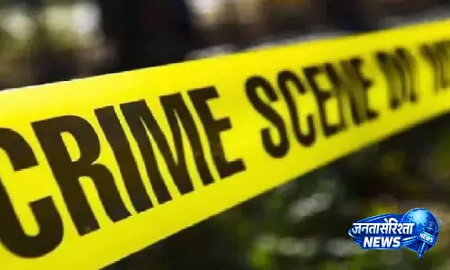 सरो में ज्वेलरी कारोबारी की कार पर फायरिंग सरो में ज्वेलरी कारोबारी की कार पर फायरिंग