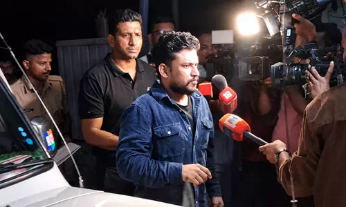 kerala: राजनीतिक समर्थन के बीच अर्जुन अयंकी की तलाश kerala: राजनीतिक समर्थन के बीच अर्जुन अयंकी की तलाश