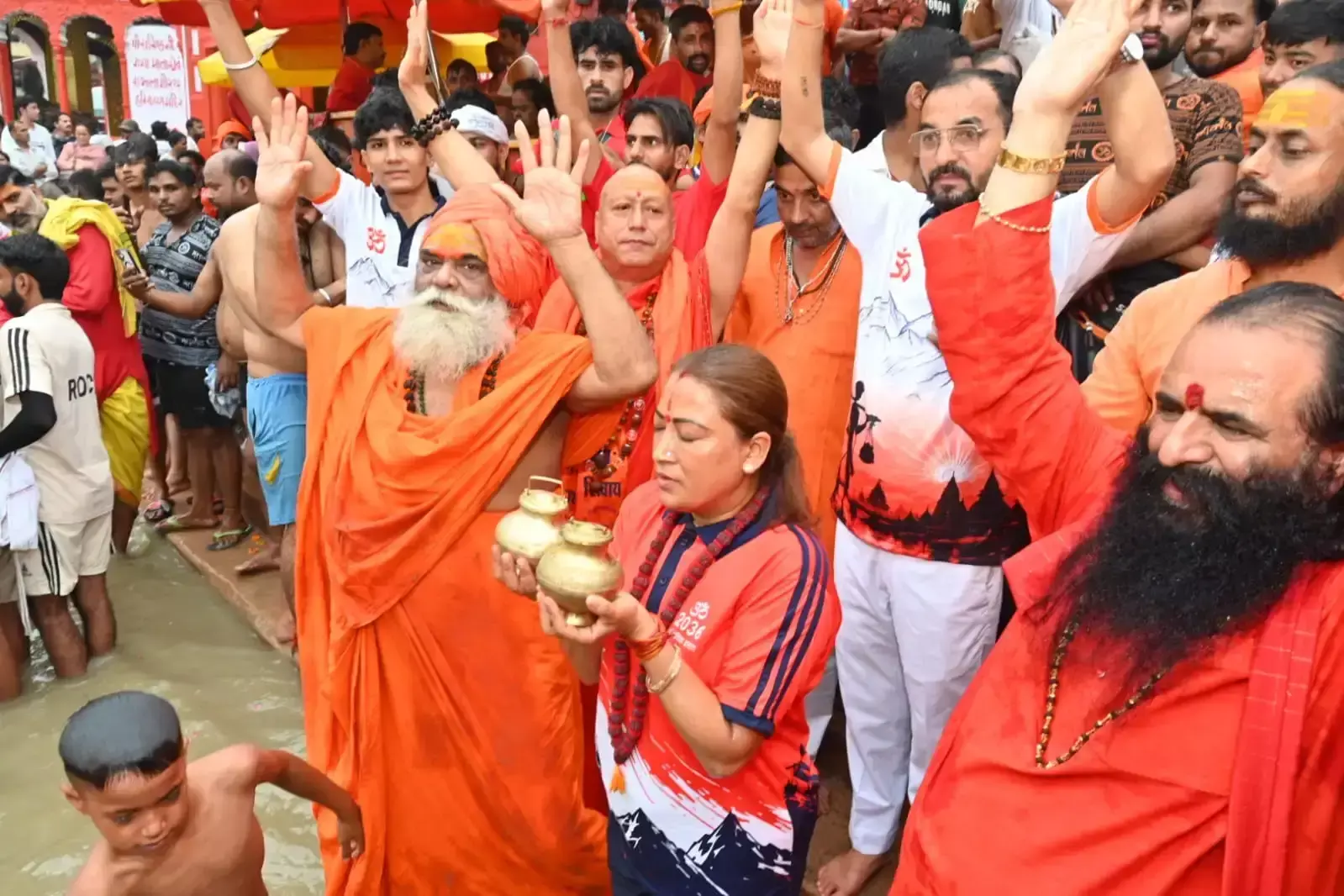 Haridwar: कांवड़ यात्रा में रेखा आर्य ने लिया संकल्प, 2036 ओलंपिक भारत में कराने की कामना