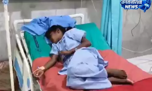 छात्रावास में घुसा जहरीला सांप, 6 छात्राओं को डसा, 3 की मौत