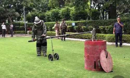 चंडीगढ़ के सेक्टर-17 में बम मिलने से मचा हड़कंप