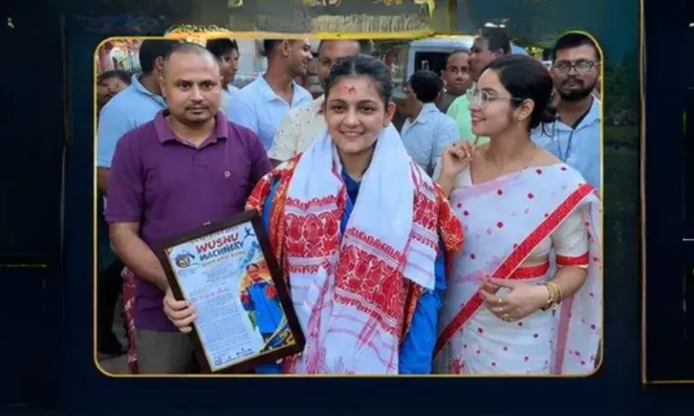 Assam का मान बढ़ाया: दीक्षा तिवारी ने वुशु चैंपियनशिप में हासिल किए 3 मेडल Assam का मान बढ़ाया: दीक्षा तिवारी ने वुशु चैंपियनशिप में हासिल किए 3 मेडल