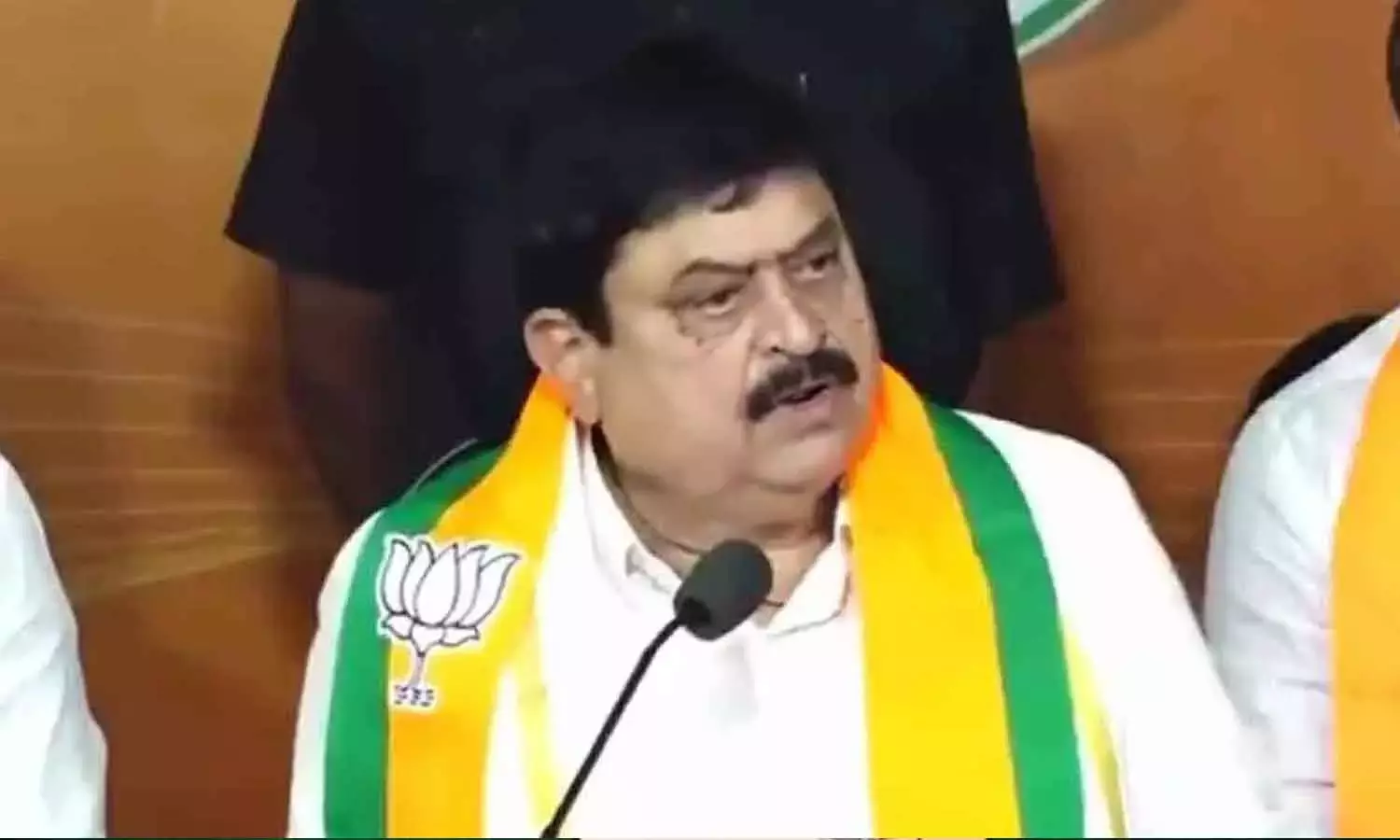 राहुल, तेलंगाना छतरों की गूंज सुनें: भाजपा प्रमुख राहुल, तेलंगाना छतरों की गूंज सुनें: भाजपा प्रमुख