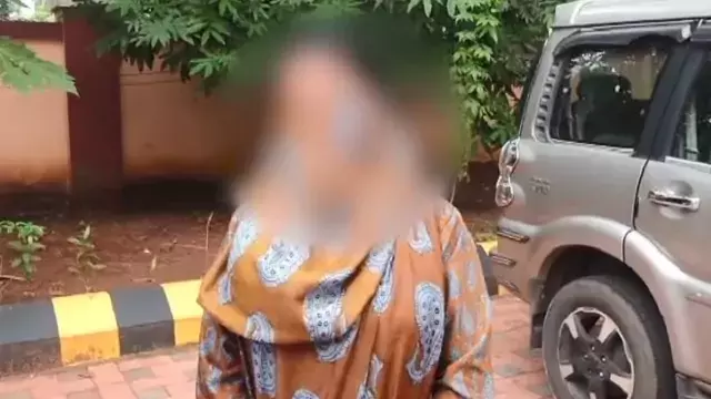 Bhubaneswar: महिला सफाईकर्मी ने पुलिस कंट्रोल रूम में सीनियर अधिकारी पर मारपीट का आरोप लगाया Bhubaneswar: महिला सफाईकर्मी ने पुलिस कंट्रोल रूम में सीनियर अधिकारी पर मारपीट का आरोप लगाया