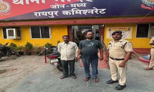 महिला ने की आत्महत्या की कोशिश, आरोपियों पर कर्जा एक्ट में की गई कार्रवाई महिला ने की आत्महत्या की कोशिश, आरोपियों पर कर्जा एक्ट में की गई कार्रवाई
