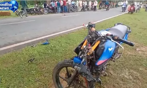 देवगढ़ धाम दर्शन से लौट रहे श्रद्धालुओं की बाइक भिड़ी, एक की मौत देवगढ़ धाम दर्शन से लौट रहे श्रद्धालुओं की बाइक भिड़ी, एक की मौत