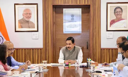 KVS की कार्यप्रणाली और इंफ्रास्ट्रक्चर पर मंथन, शिक्षा मंत्री ने केंद्रीय विद्यालयों की व्यवस्थाएं परखी