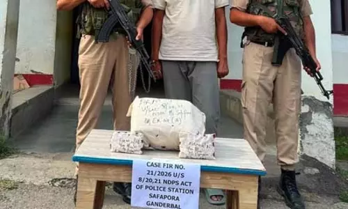 पुलिस ने सफापोरा पोस्ट ऑफिस से 4 किलो कोकीन सहित पार्सल पकड़ा, एक गिरफ्तार पुलिस ने सफापोरा पोस्ट ऑफिस से 4 किलो कोकीन सहित पार्सल पकड़ा, एक गिरफ्तार