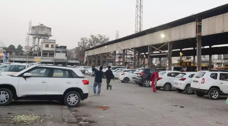 करनाल नगर निगम 106 करोड़ रुपये की मल्टी-लेवल पार्किंग सुविधा बनाने की योजना करनाल नगर निगम 106 करोड़ रुपये की मल्टी-लेवल पार्किंग सुविधा बनाने की योजना