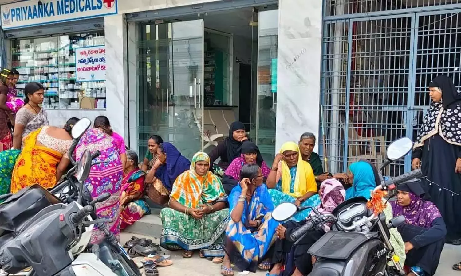 स्वास्थ्य अधिकारियों ने दलित लड़की की ज़िंदगी से 2 लाख रुपये देकर पल्ला झाड़ स्वास्थ्य अधिकारियों ने दलित लड़की की ज़िंदगी से 2 लाख रुपये देकर पल्ला झाड़