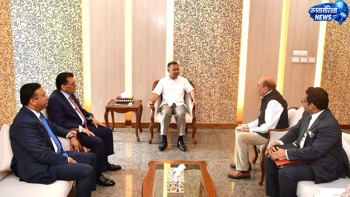 हसीना विवाद के बीच भारत-बांग्लादेश वार्ता हसीना विवाद के बीच भारत-बांग्लादेश वार्ता