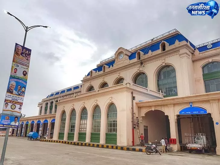 भाठागांव बस स्टैंड में विवाद, नुकीली चीज से हेल्पर पर हमला भाठागांव बस स्टैंड में विवाद, नुकीली चीज से हेल्पर पर हमला