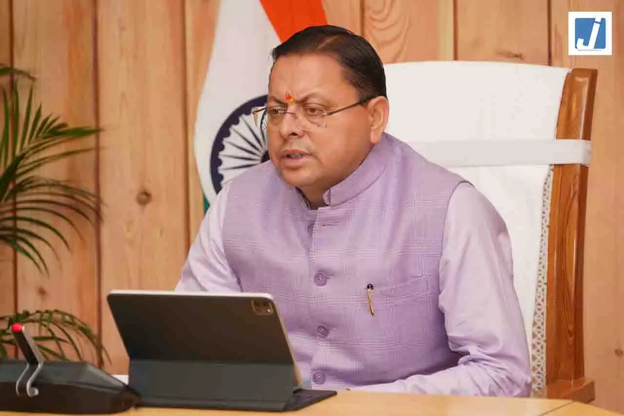 मुख्यमंत्री धामी ने सभी जिलाधिकारियों के साथ की वर्चुअल बैठक मुख्यमंत्री धामी ने सभी जिलाधिकारियों के साथ की वर्चुअल बैठक