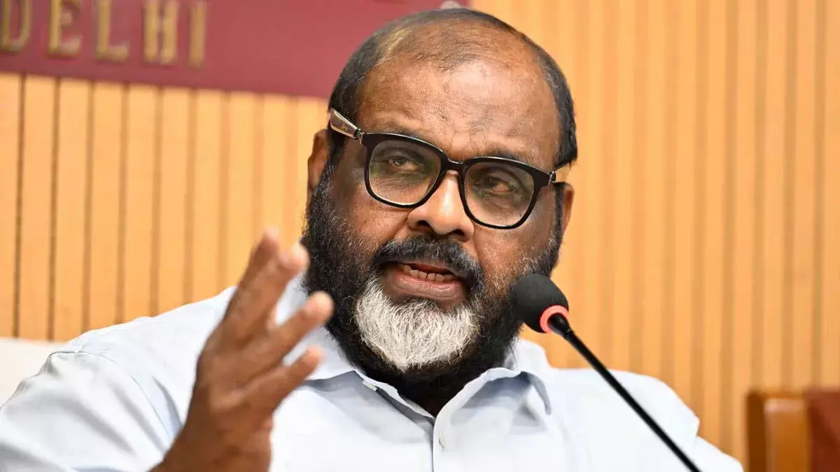kerala: मंत्री की सख्त हिदायत: अफसर अपनी शक्तियों का दुरुपयोग न करें kerala: मंत्री की सख्त हिदायत: अफसर अपनी शक्तियों का दुरुपयोग न करें