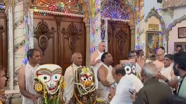 बर्कले में स्नान यात्रा को लेकर विवाद बर्कले में स्नान यात्रा को लेकर विवाद