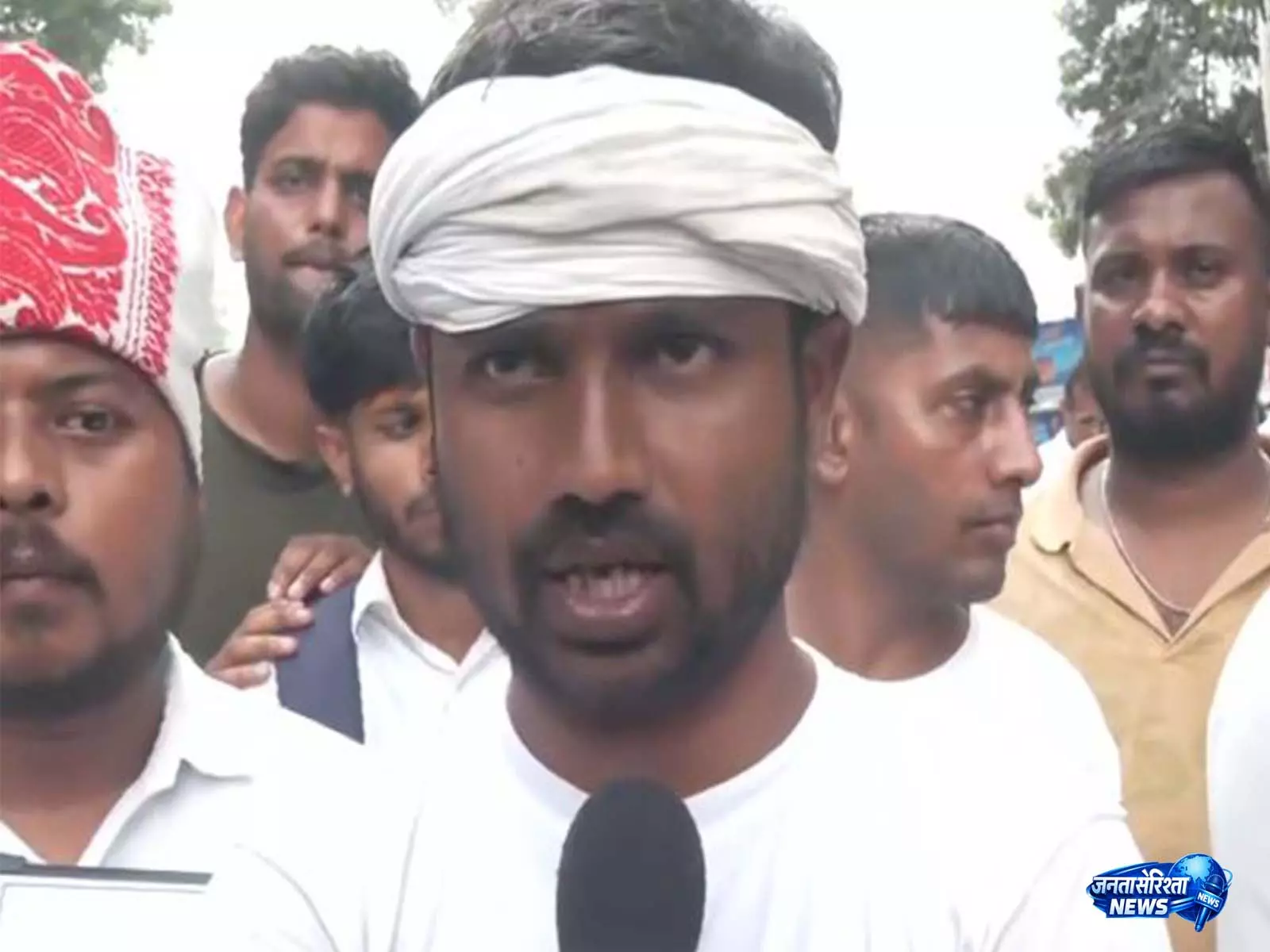 विधानसभा मार्च में झड़प, रविंद्र पासवान की शांति की अपील विधानसभा मार्च में झड़प, रविंद्र पासवान की शांति की अपील