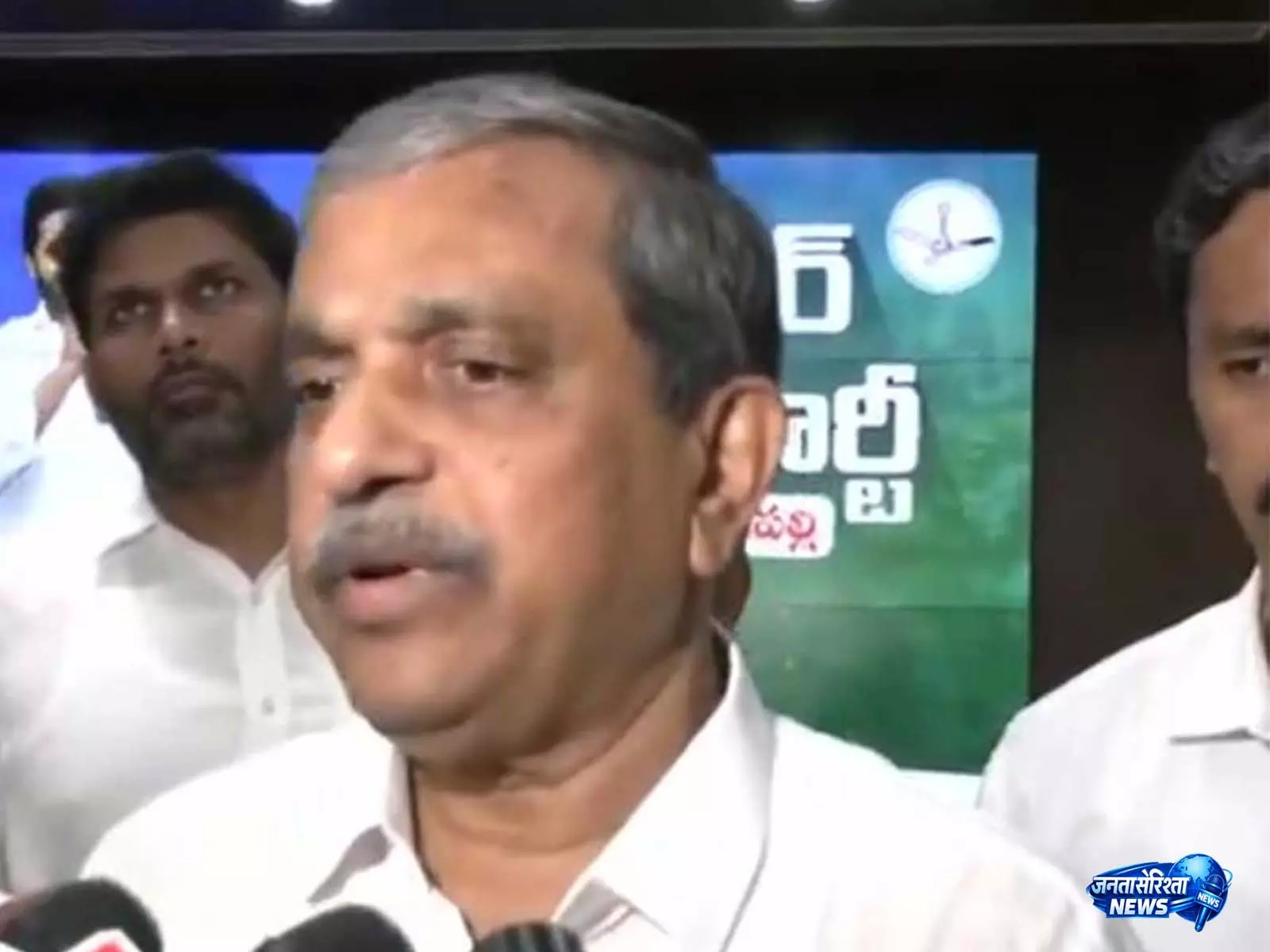 YSRCP ने कथित विफलताओं को लेकर चंद्रबाबू नायडू सरकार पर निशाना साधा YSRCP ने कथित विफलताओं को लेकर चंद्रबाबू नायडू सरकार पर निशाना साधा