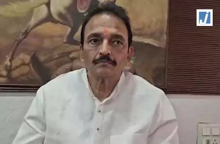 राहुल गांधी दिल्ली में छात्रों के साथ हुई बर्बरता मामले में सही सवाल उठा रहे हैं : भाई जगताप