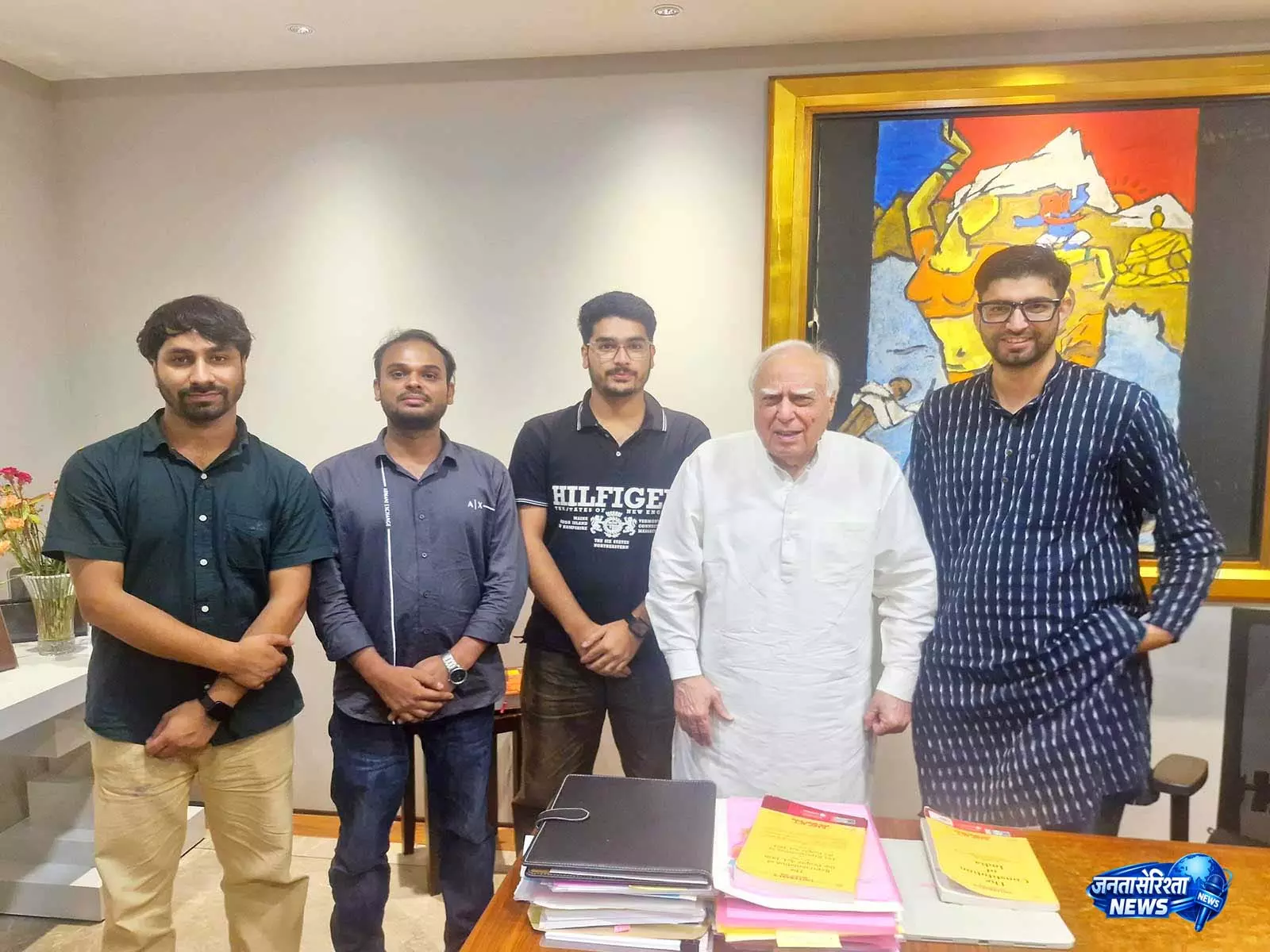 छात्रों की समस्याओं को लेकर सिब्बल से मिले प्रतिनिधिमंडल छात्रों की समस्याओं को लेकर सिब्बल से मिले प्रतिनिधिमंडल