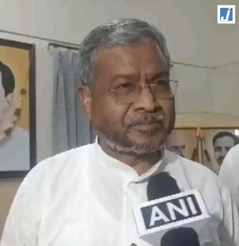 छात्रों पर लाठीचार्ज को लेकर बाबूलाल मरांडी का हमला, CBI जांच की मांग छात्रों पर लाठीचार्ज को लेकर बाबूलाल मरांडी का हमला, CBI जांच की मांग