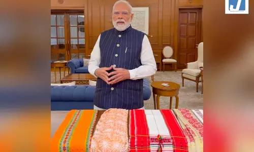 बुद्धि, सदाचार, संयम, ज्ञान, वीरता, वाणी, सामर्थ्य और उपकार मनुष्य के जीवन को प्रकाशमान करते हैं: पीएम मोदी